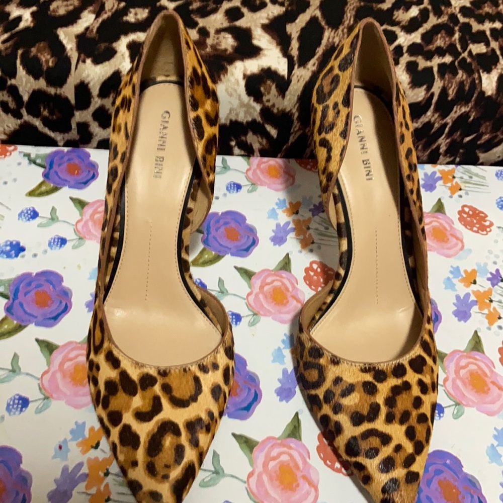 Gianni Bini 4” shoes size 10 & 9 1/2